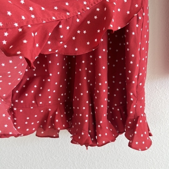 NWT Lovers + Friends Star Print Ruffled Wrap Romper - Picture 5 of 12